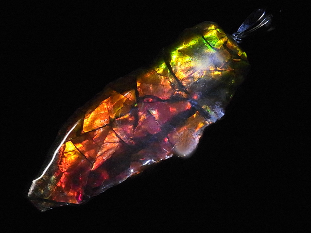 ammolite_pendant